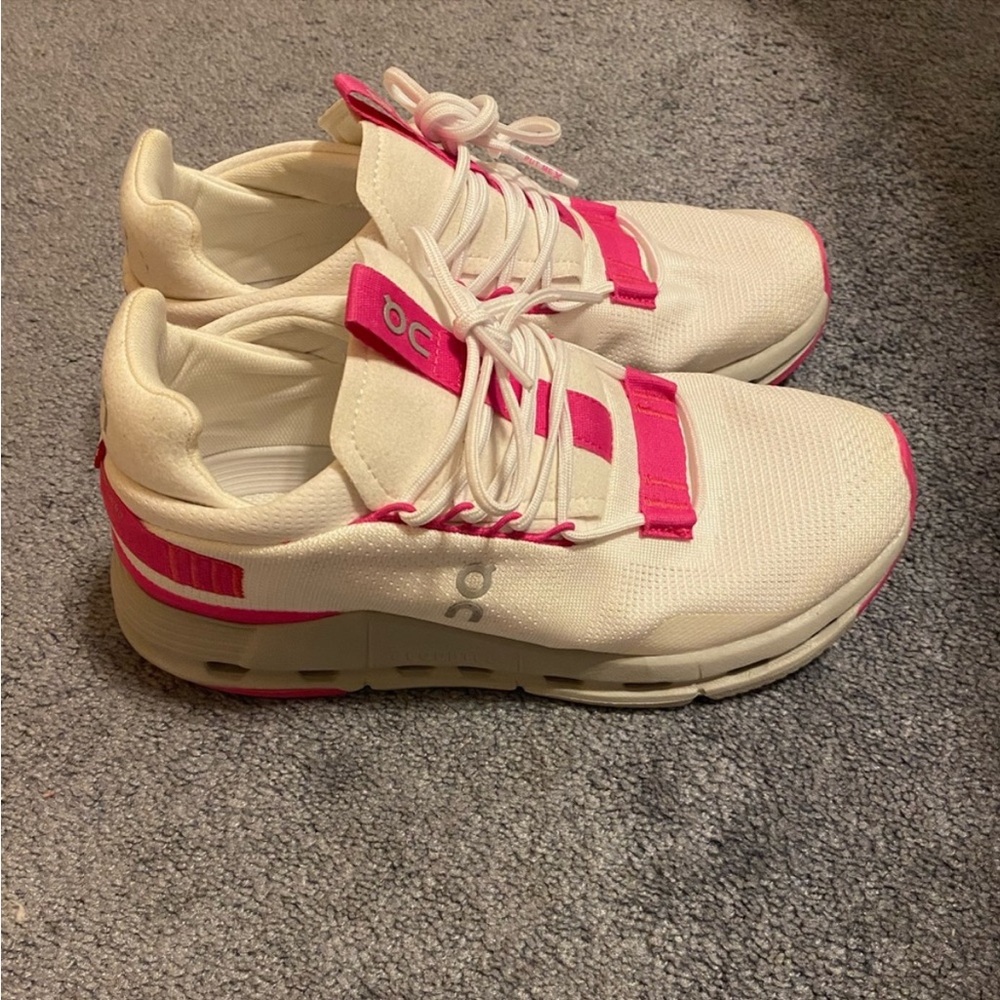 On Cloud sneakers